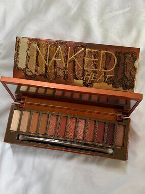 Urban Decay Naked Heat Eyeshadow Palette, 12 Shades, Shimmer & Matte